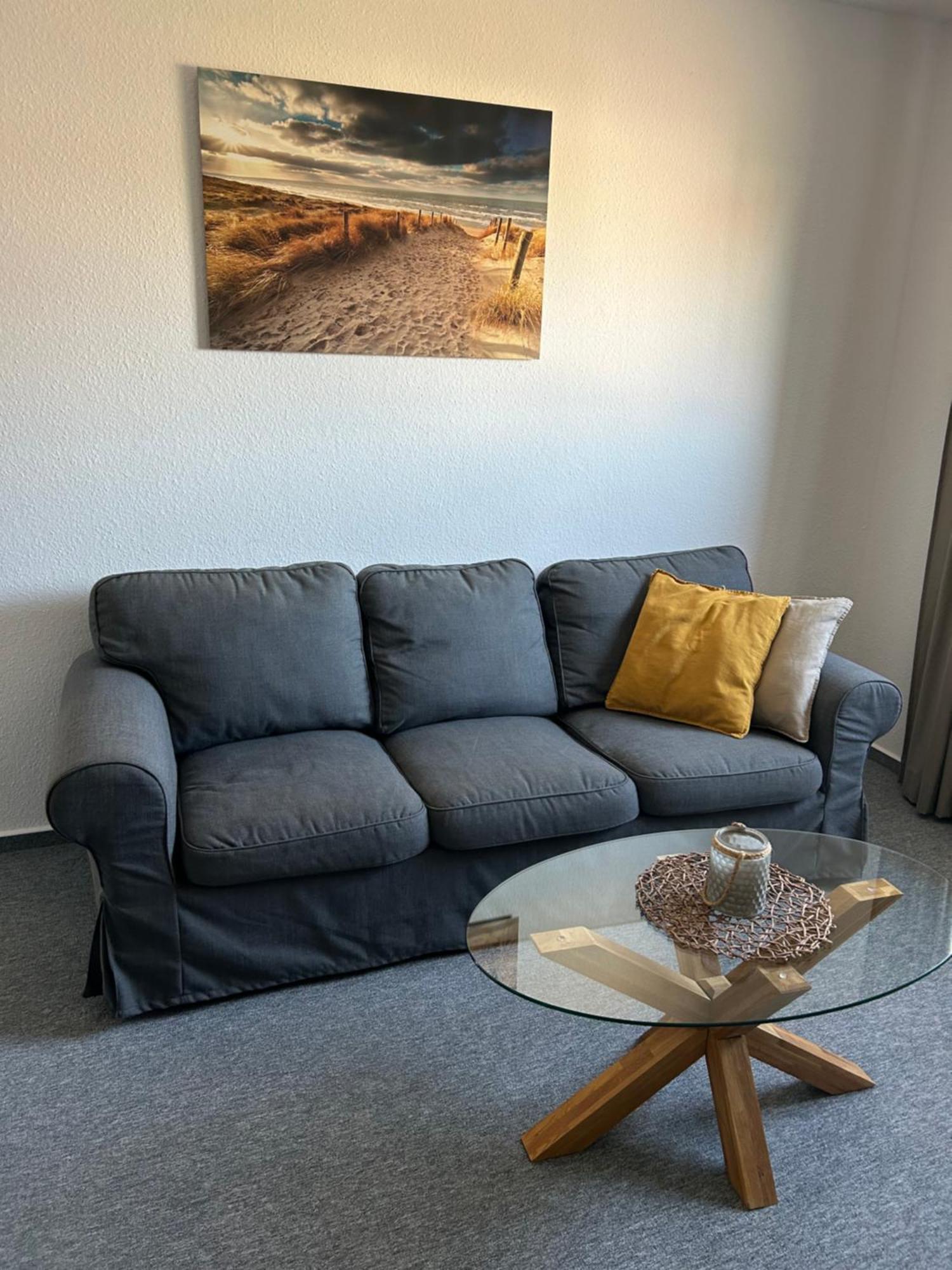 Wohnung "Strandturm" In Wremen Am Deich Bagian luar foto